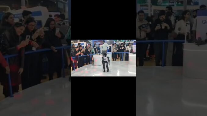 Qualcomm Robot in AI Summit 2026 in New Delhi #trending #trendingnow #news #robot #ai #qualcomm
