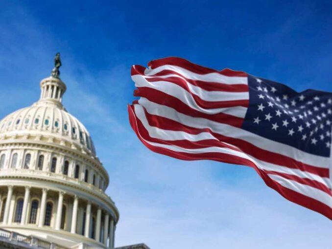 61 Crypto Leaders Urge Senate to Pass CLARITY Act With Developer Protections